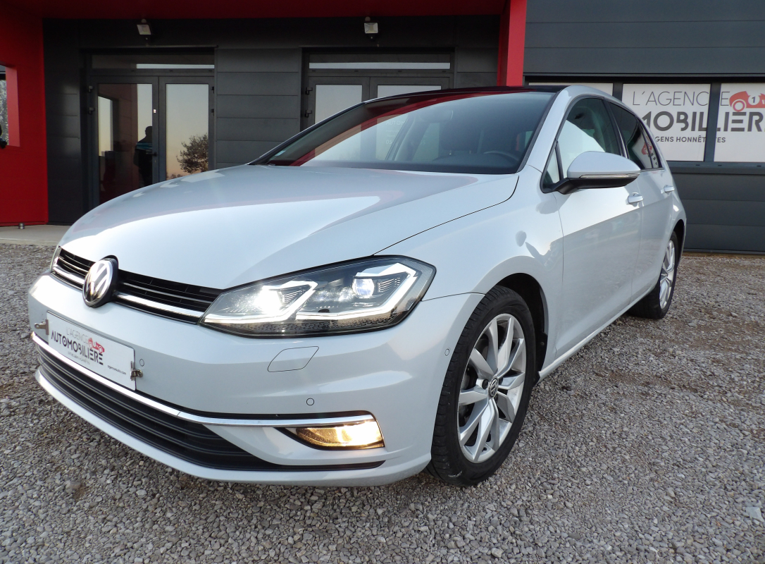 Volkswagen Golf — 3