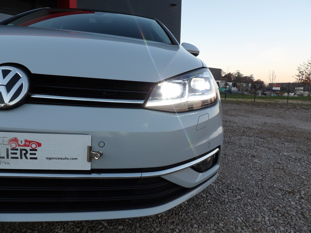 Volkswagen Golf — 35