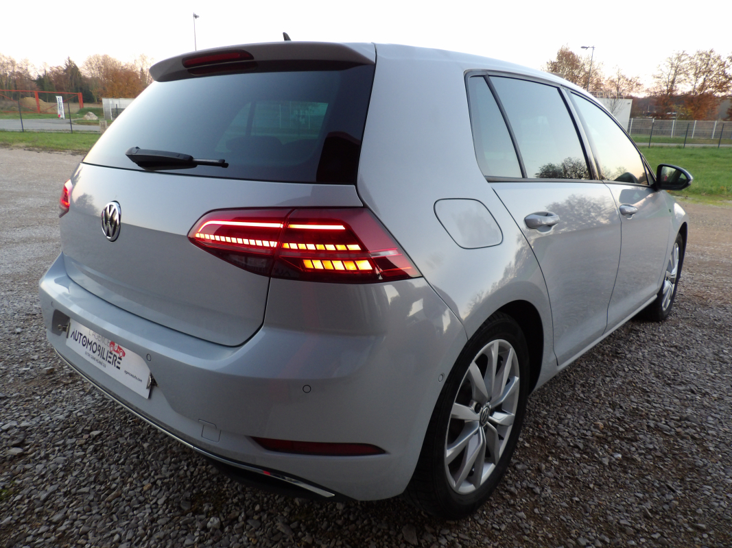 Volkswagen Golf — 7
