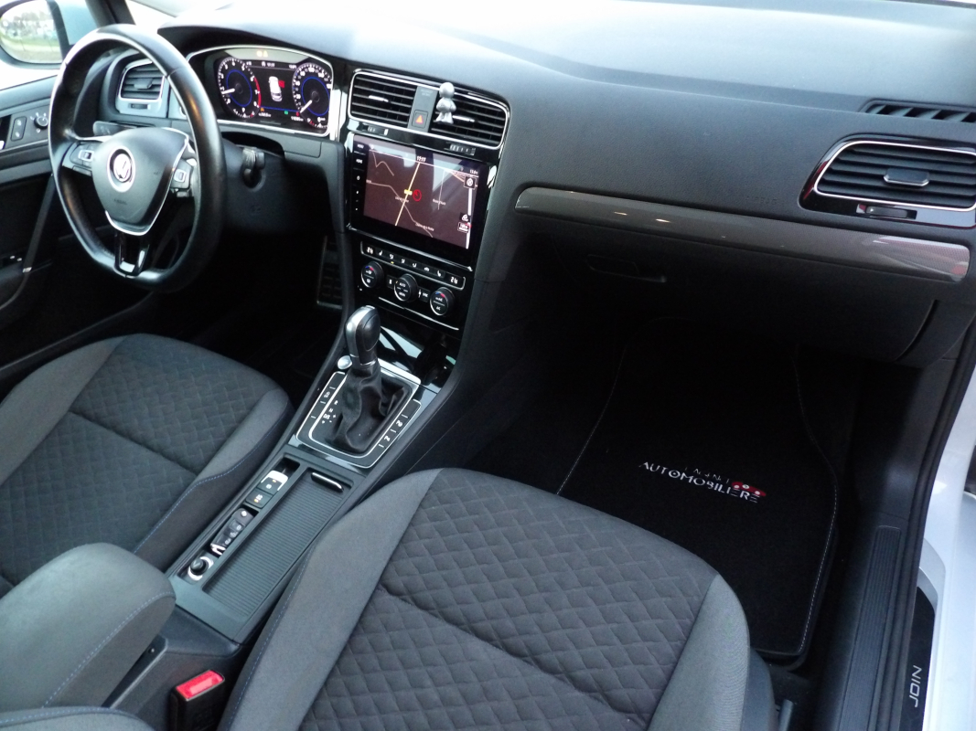 Volkswagen Golf — 25