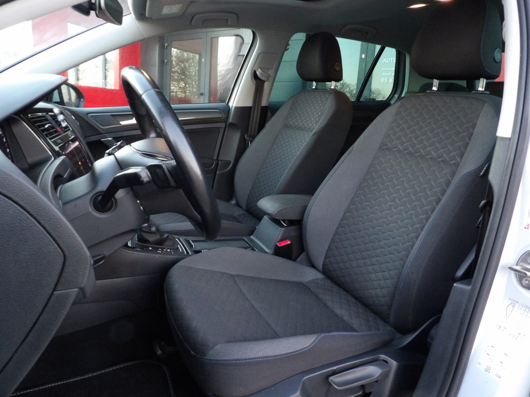 Volkswagen Golf — 14