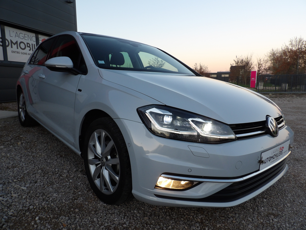 Volkswagen Golf — 9