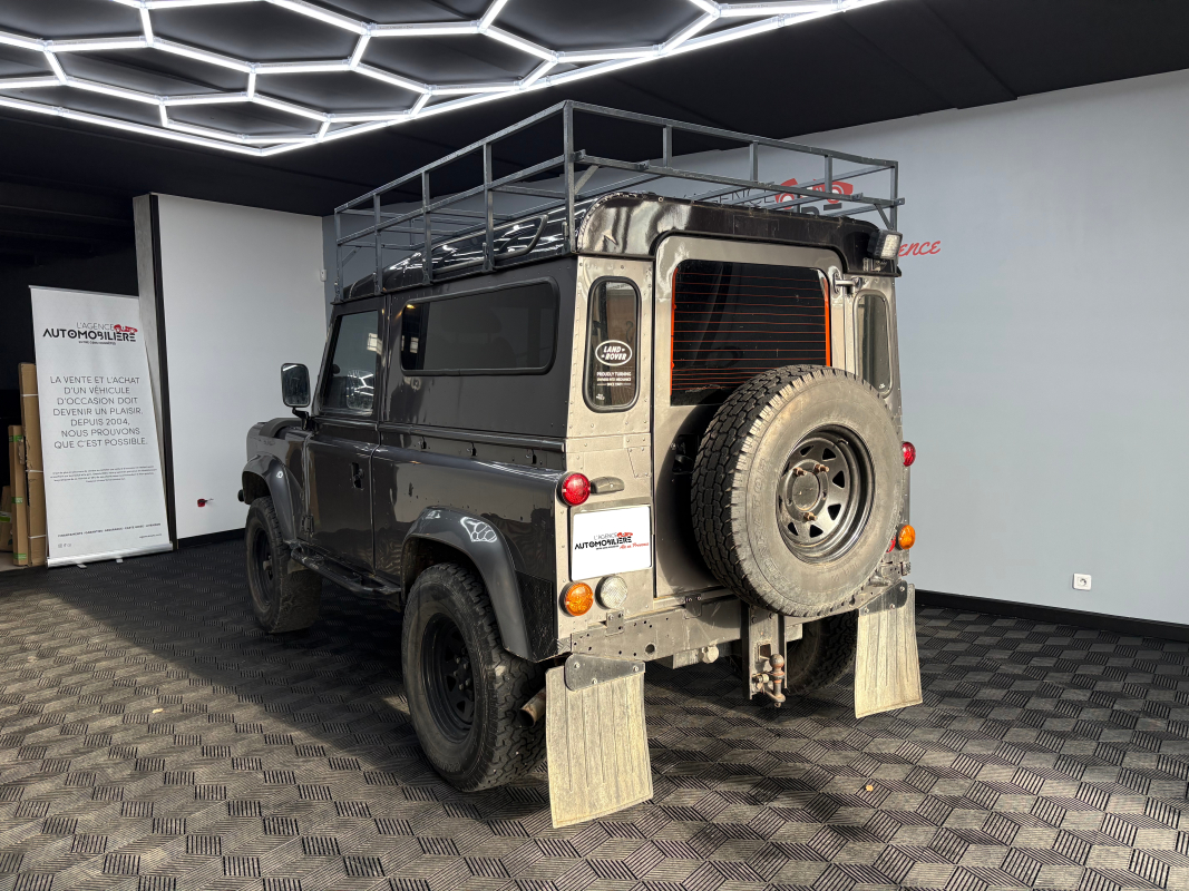 Land Rover Defender — 5