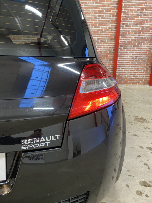 Renault Megane — 16