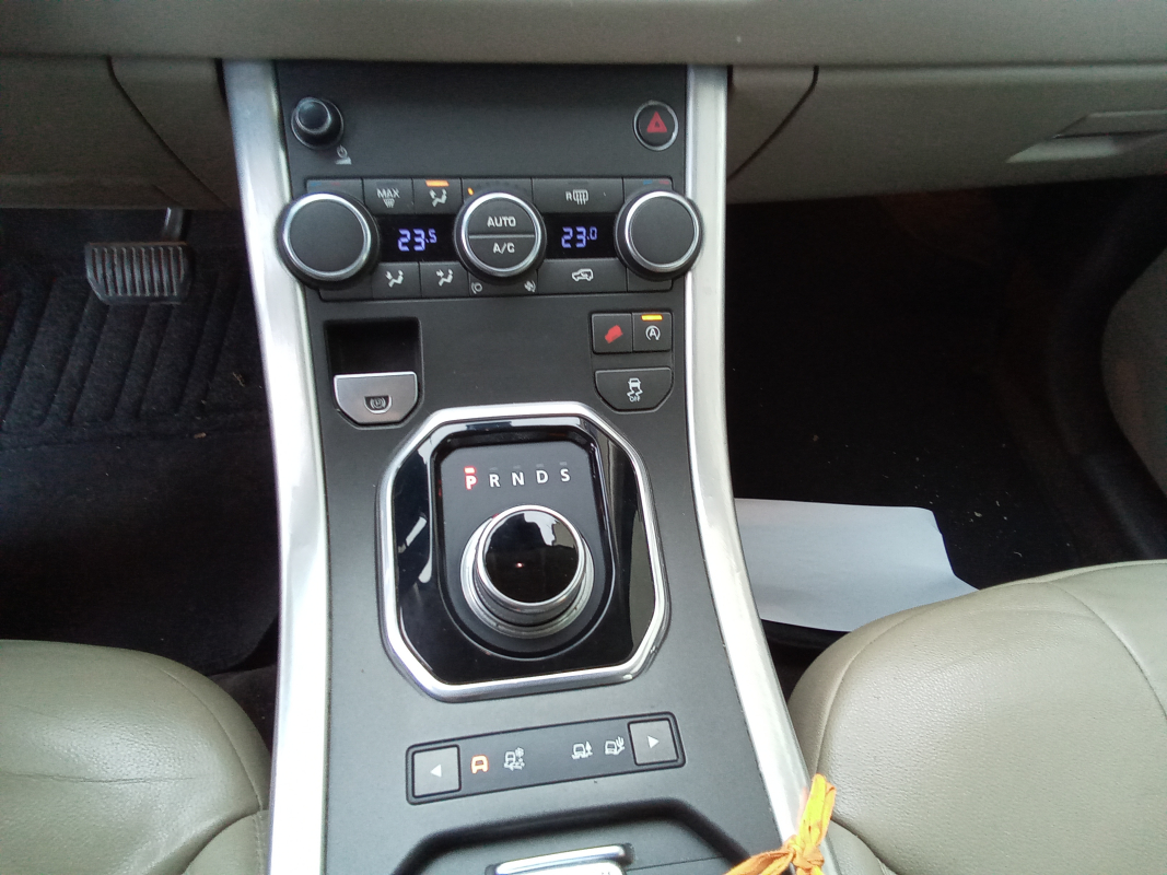 Land Rover Range Rover Evoque — 10