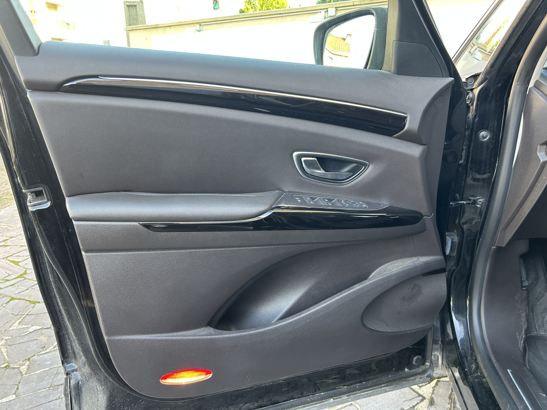 Renault Espace — 19