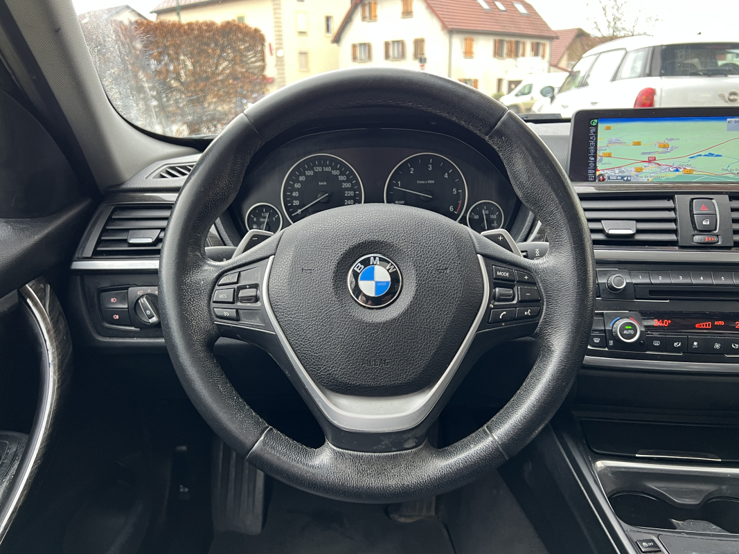 Bmw Série 3 — 24