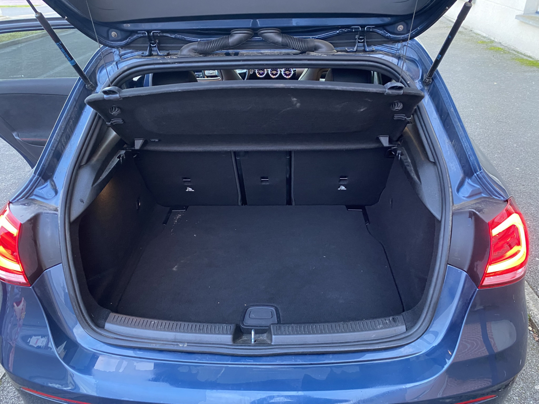 Mercedes Classe A — 19