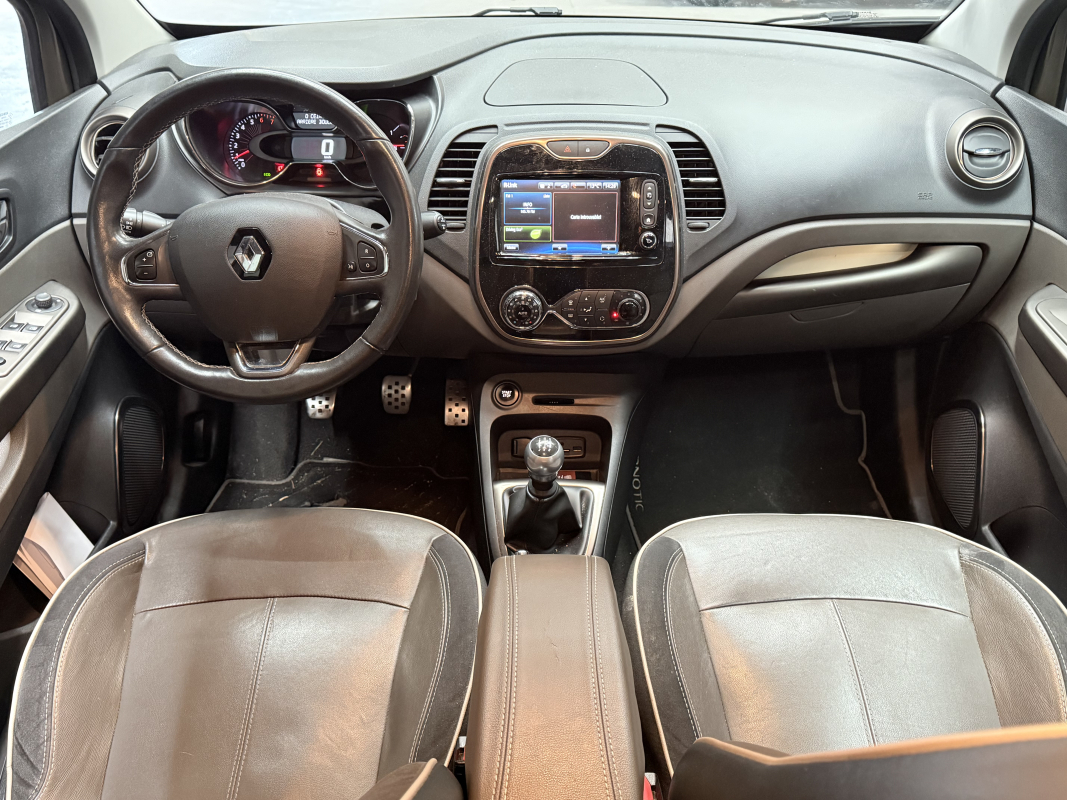 Renault Captur — 14