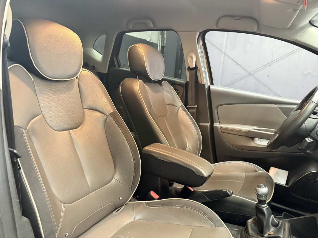Renault Captur — 11