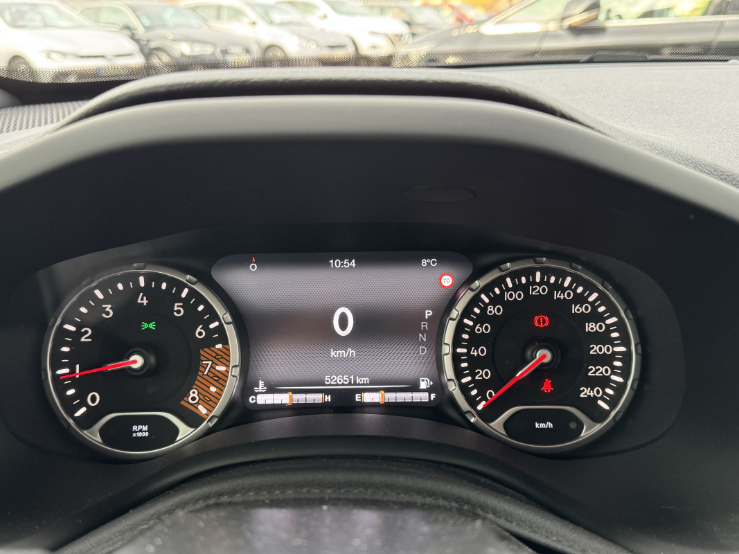 Jeep Renegade — 13