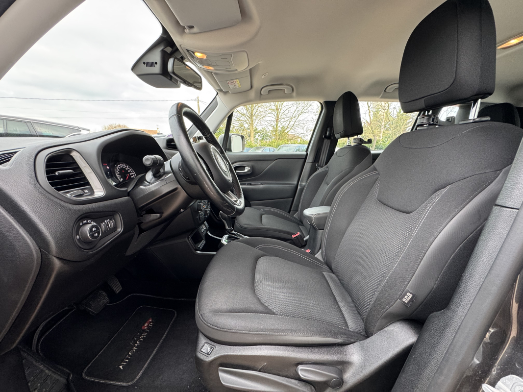 Jeep Renegade — 9