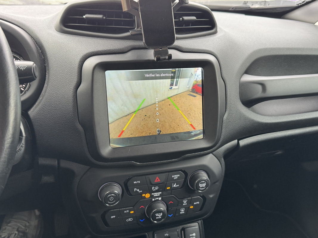 Jeep Renegade — 15