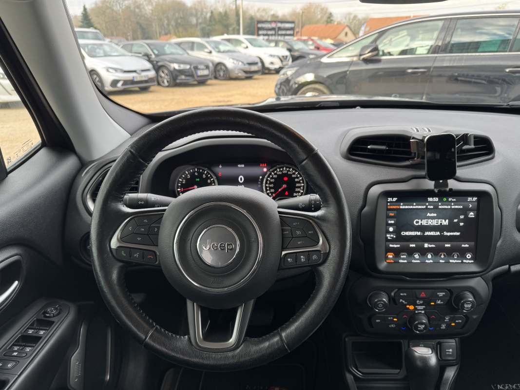 Jeep Renegade — 12