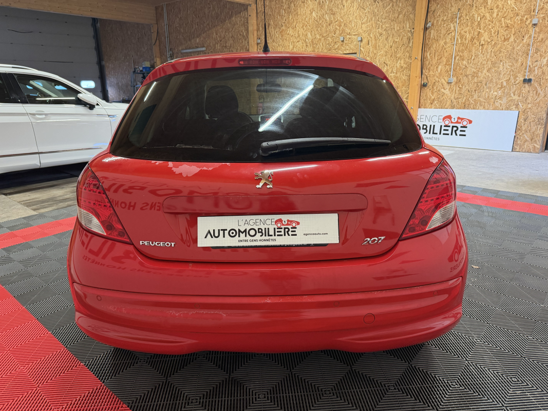 Peugeot 207 — 4