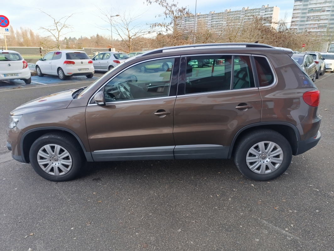 Volkswagen Tiguan — 4