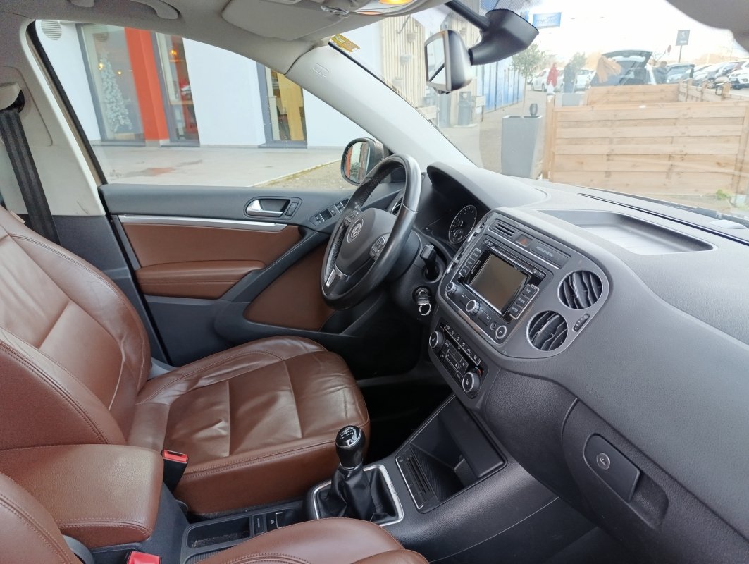 Volkswagen Tiguan — 10