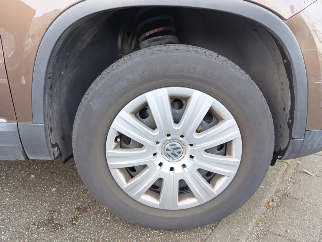 Volkswagen Tiguan — 34