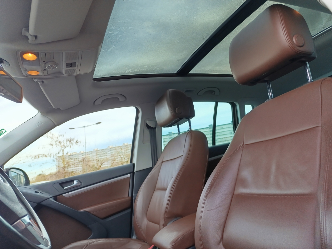 Volkswagen Tiguan — 25