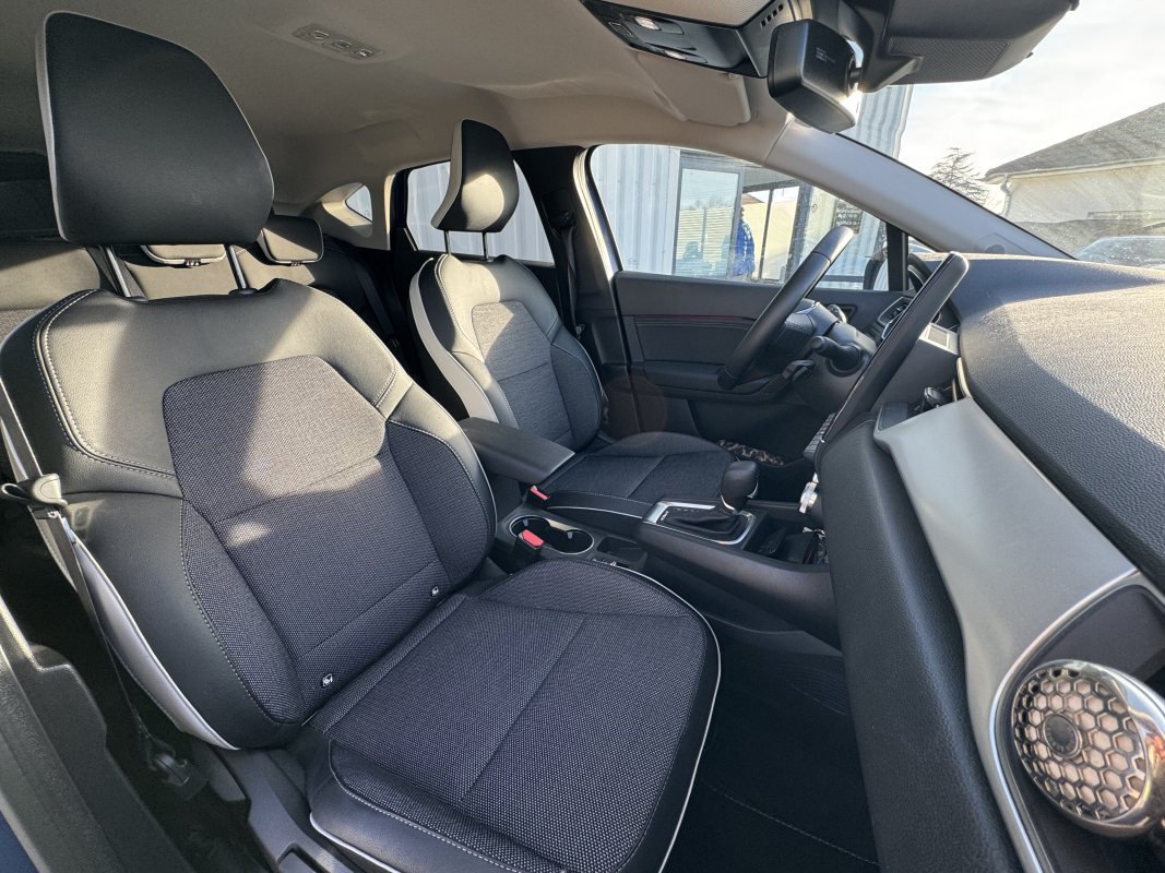 Renault Captur — 16