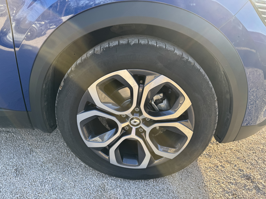 Renault Captur — 19
