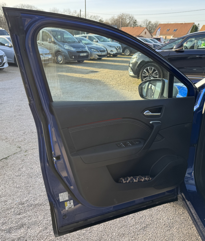 Renault Captur — 23