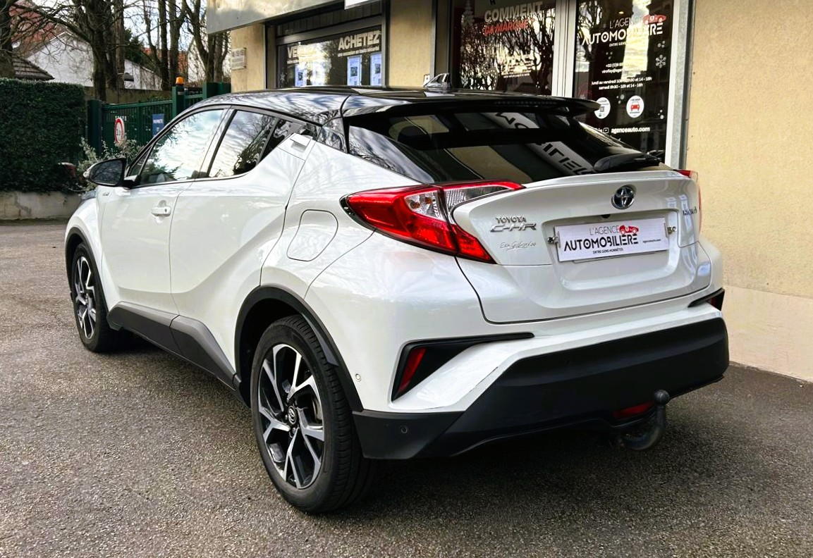 Toyota C-HR — 4