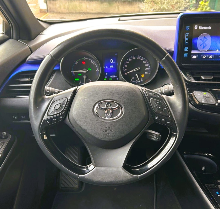 Toyota C-HR — 12