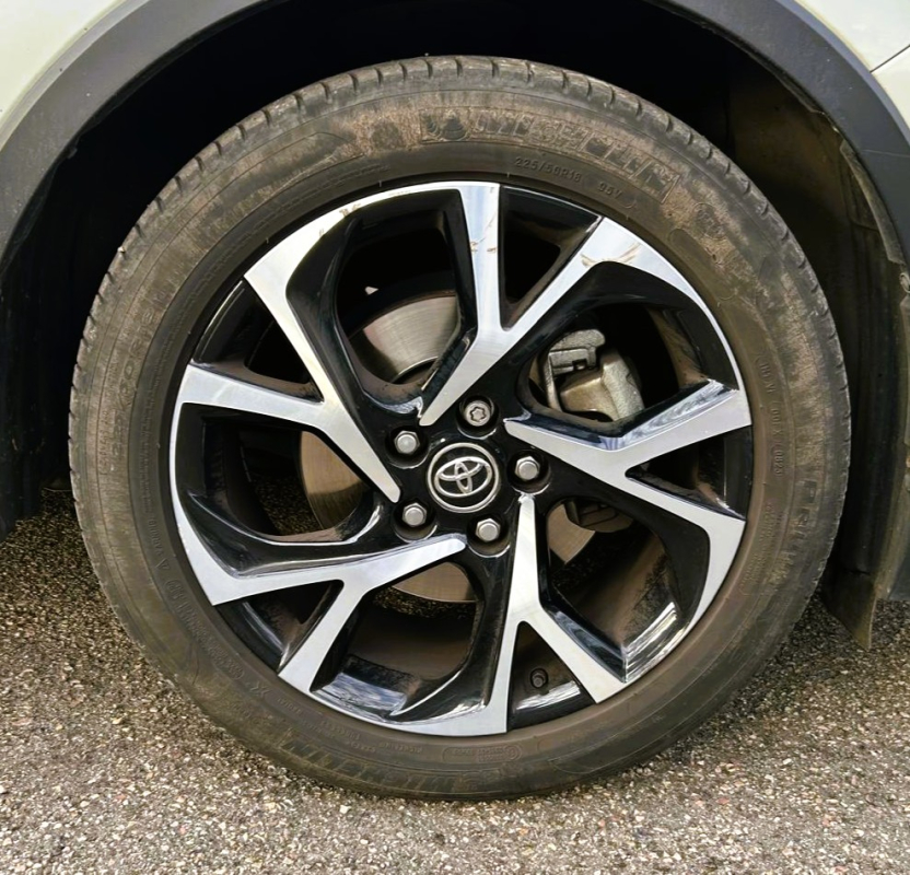 Toyota C-HR — 25