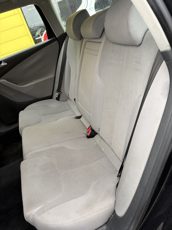 Volkswagen Passat SW — 11
