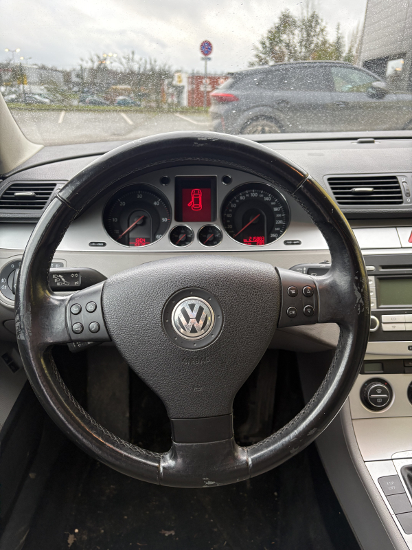 Volkswagen Passat SW — 14