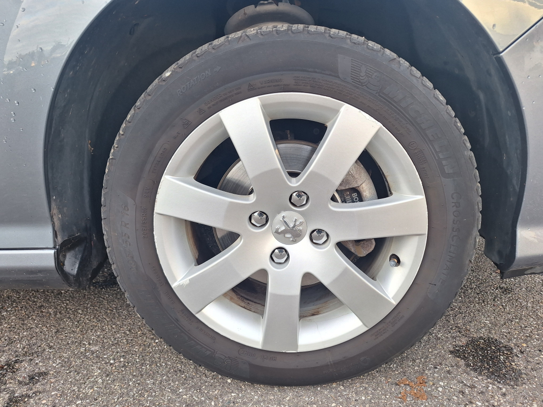 Peugeot 308 — 27