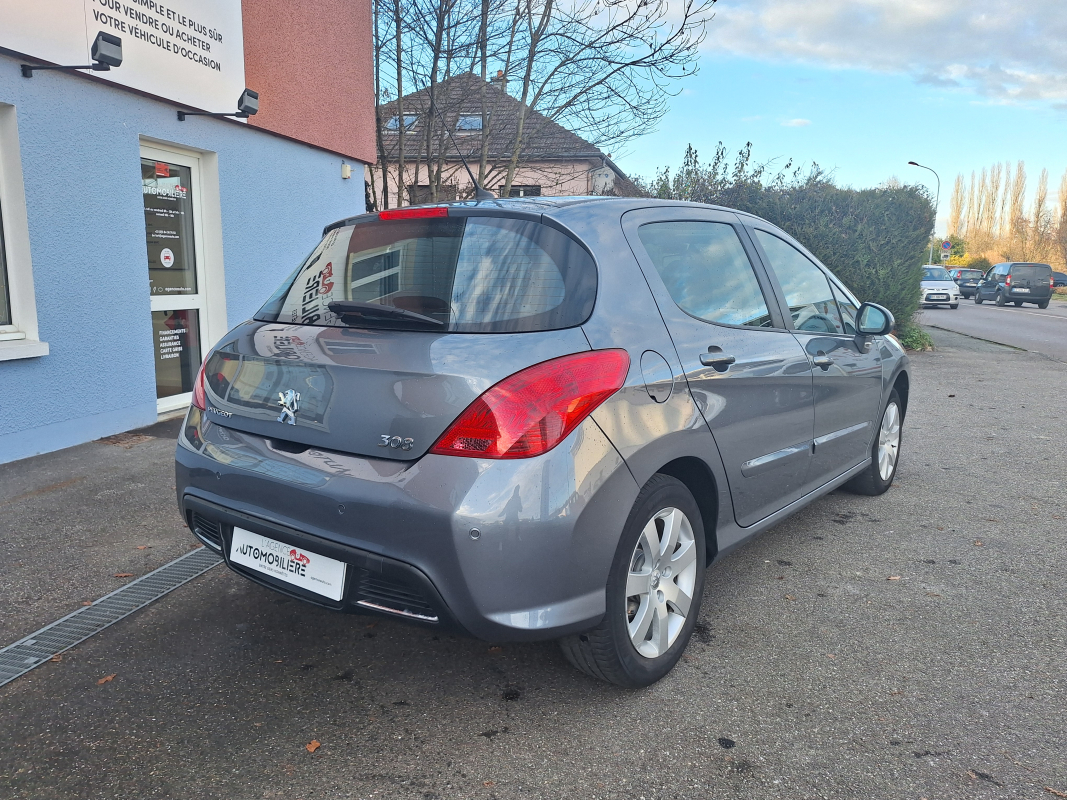 Peugeot 308 — 7
