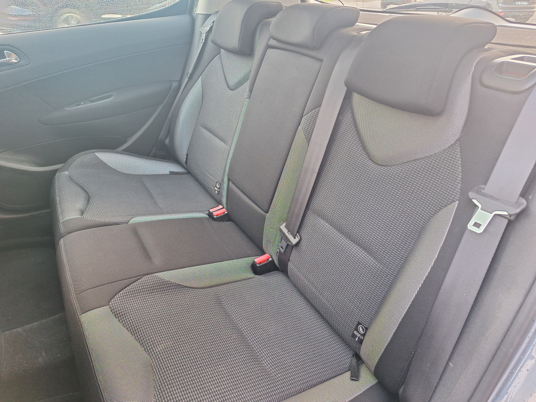 Peugeot 308 — 15