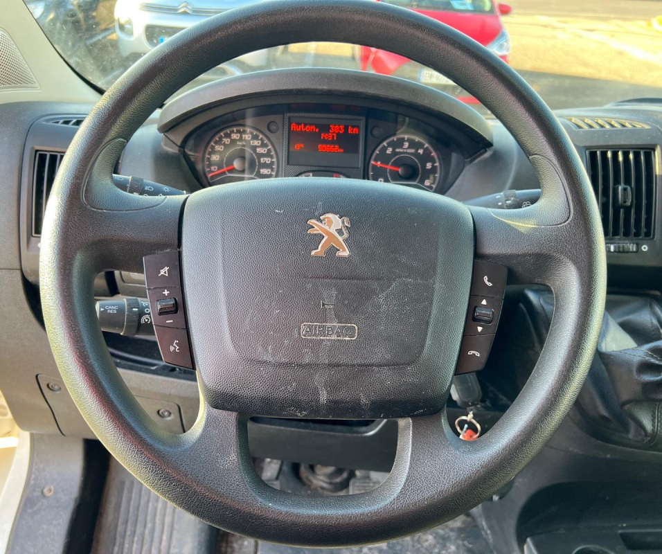 Peugeot Boxer — 12