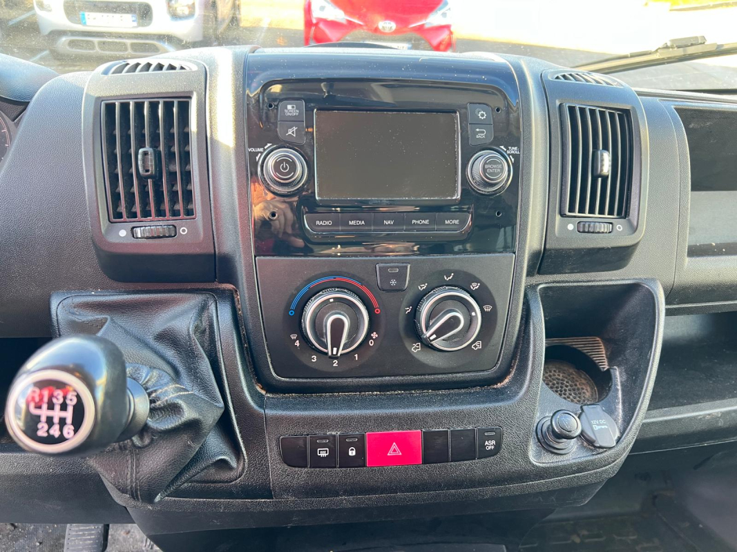 Peugeot Boxer — 15