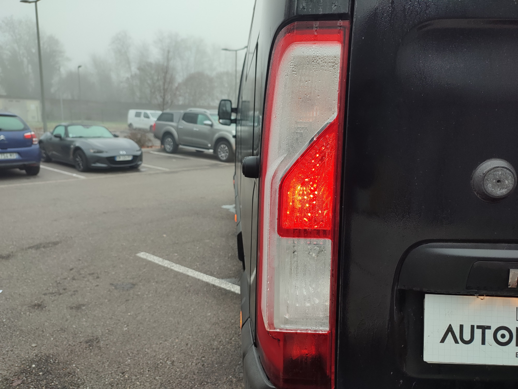Renault Master — 21