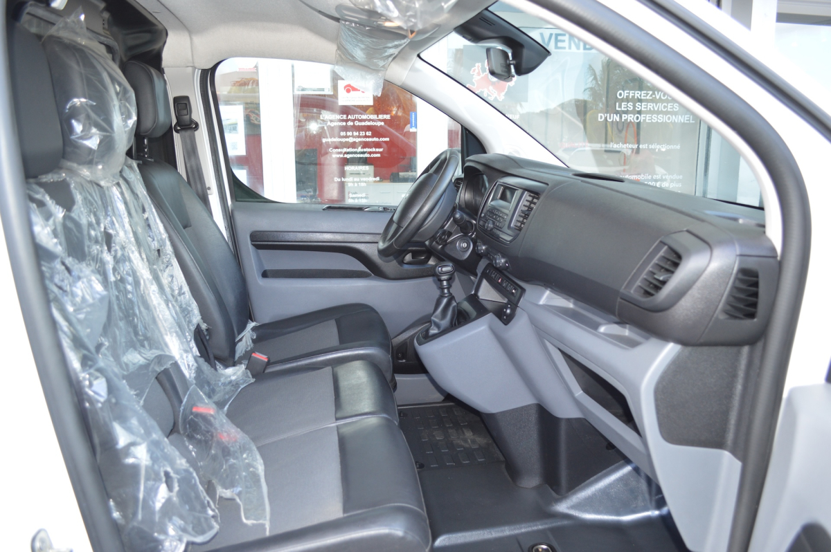 Peugeot Expert — 12