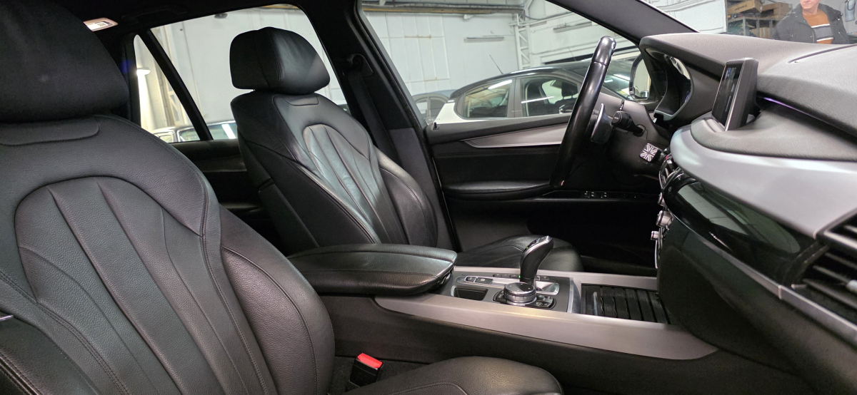 Bmw X5 — 12