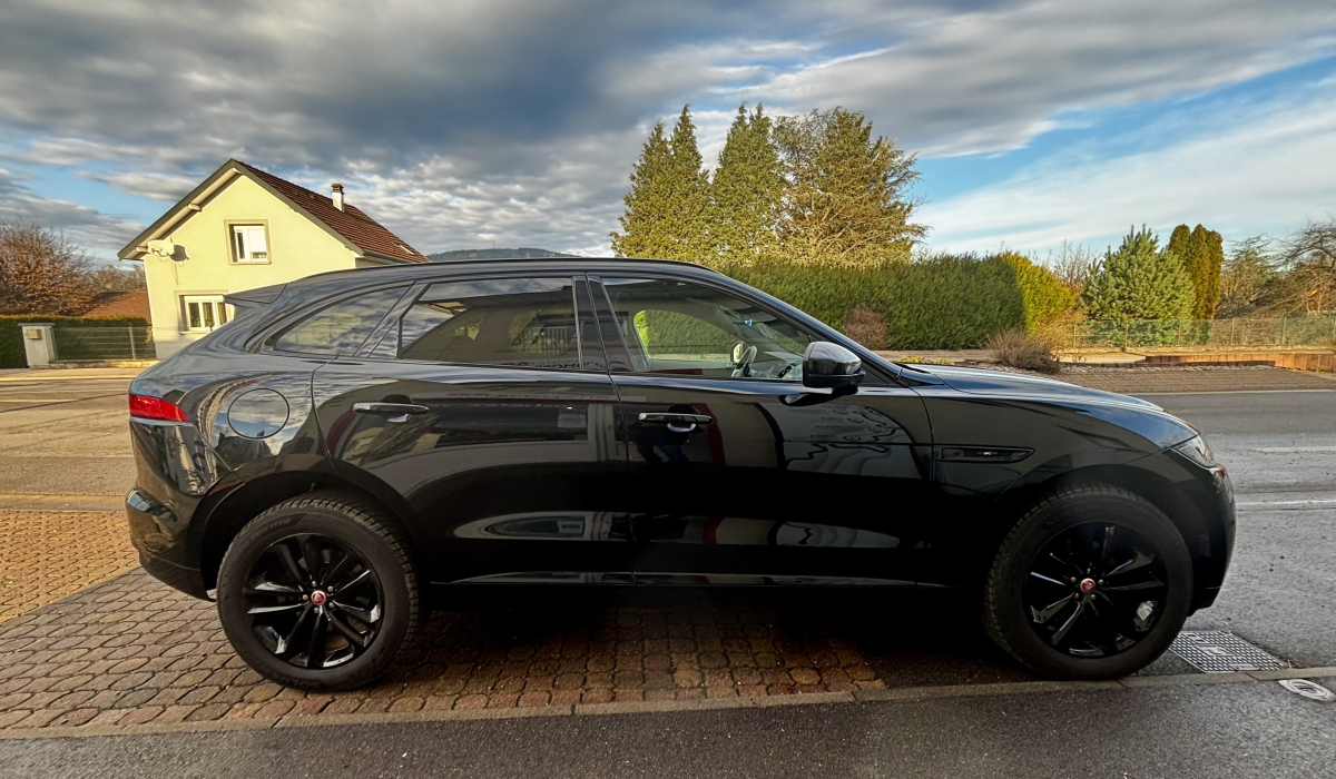 Jaguar F-Pace — 4