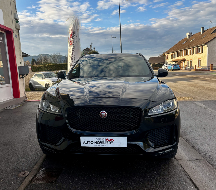 Jaguar F-Pace — 2