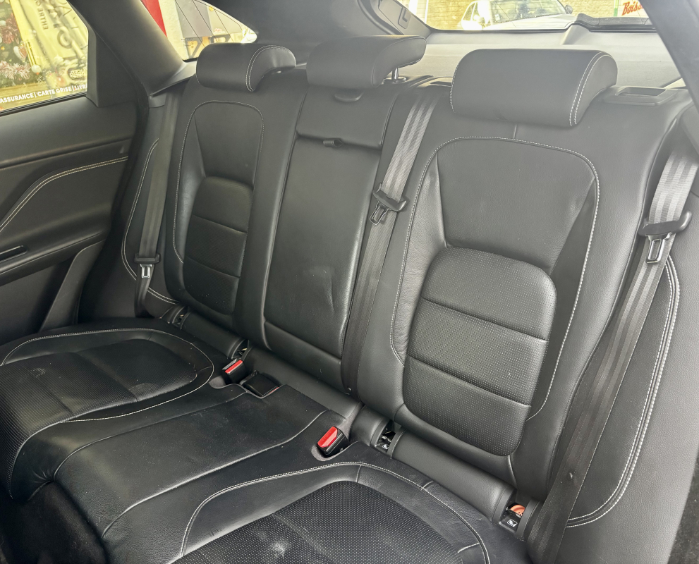 Jaguar F-Pace — 20