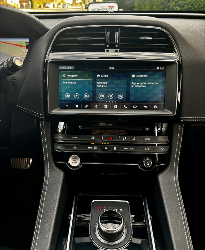 Jaguar F-Pace — 26