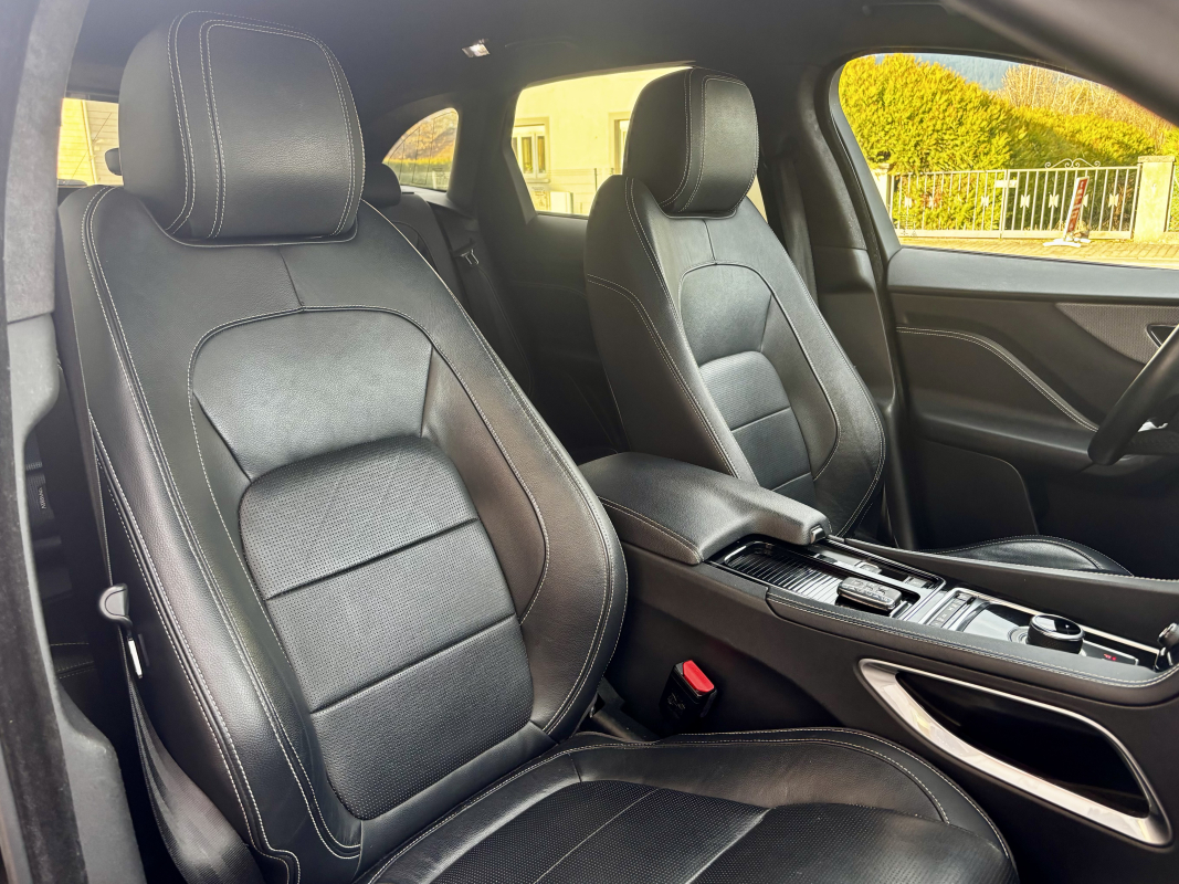 Jaguar F-Pace — 17