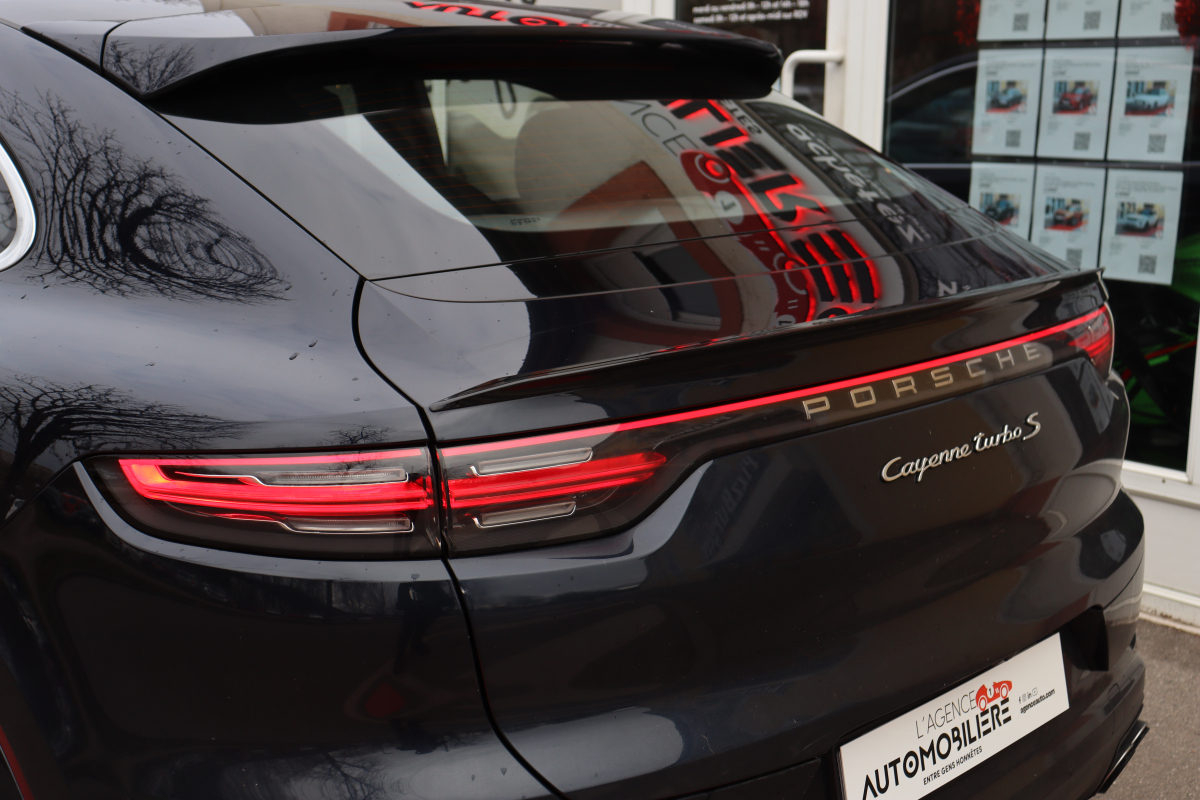 Porsche Cayenne — 28