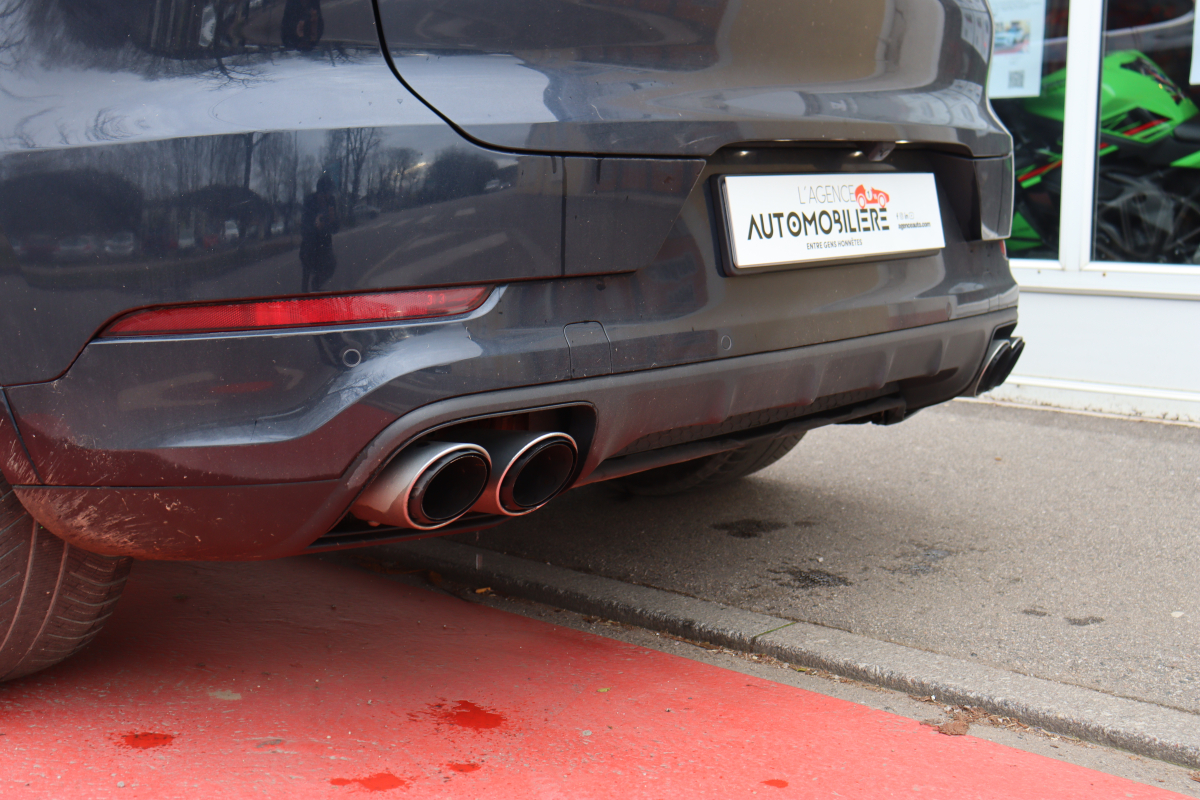 Porsche Cayenne — 29