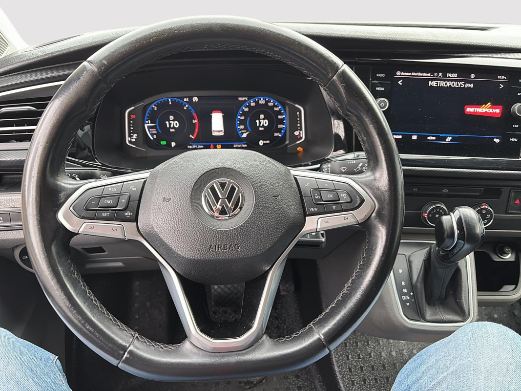 Volkswagen Transporter — 12