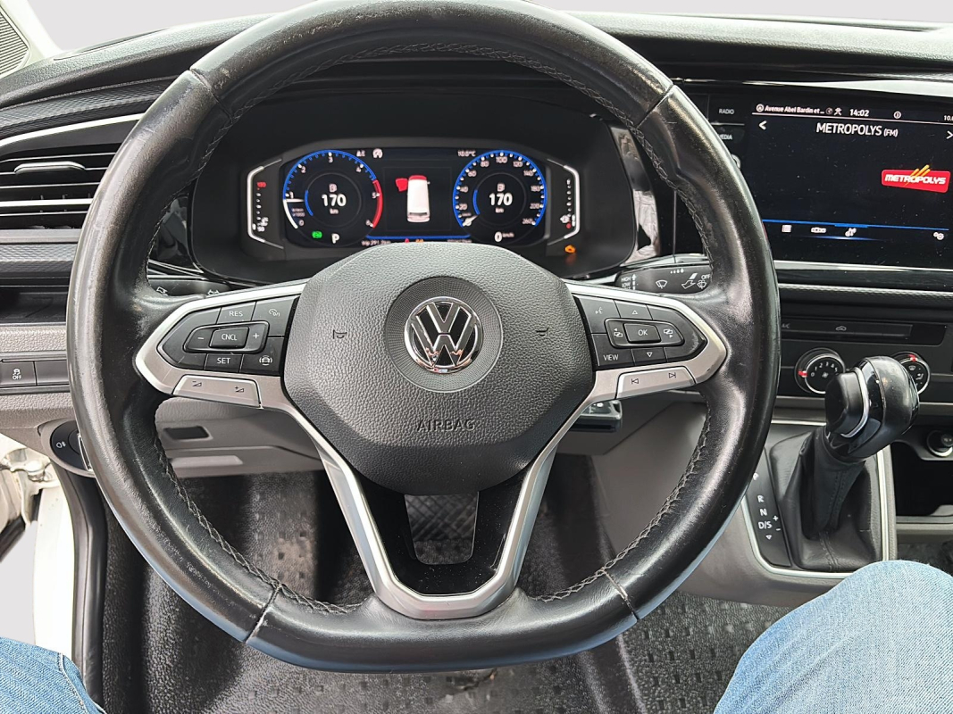 Volkswagen Transporter — 11
