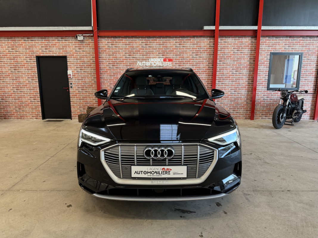 Audi E-Tron — 8