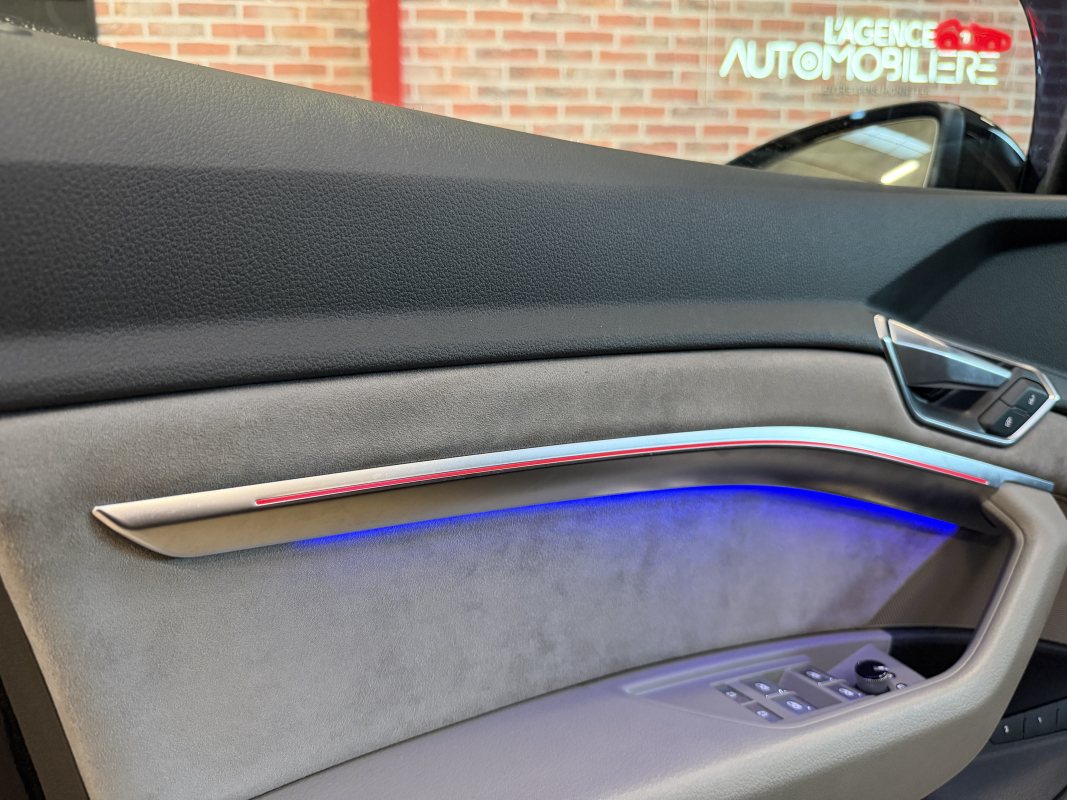 Audi E-Tron — 16